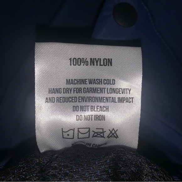 Theories Hiking Short - Picture 8 of 8